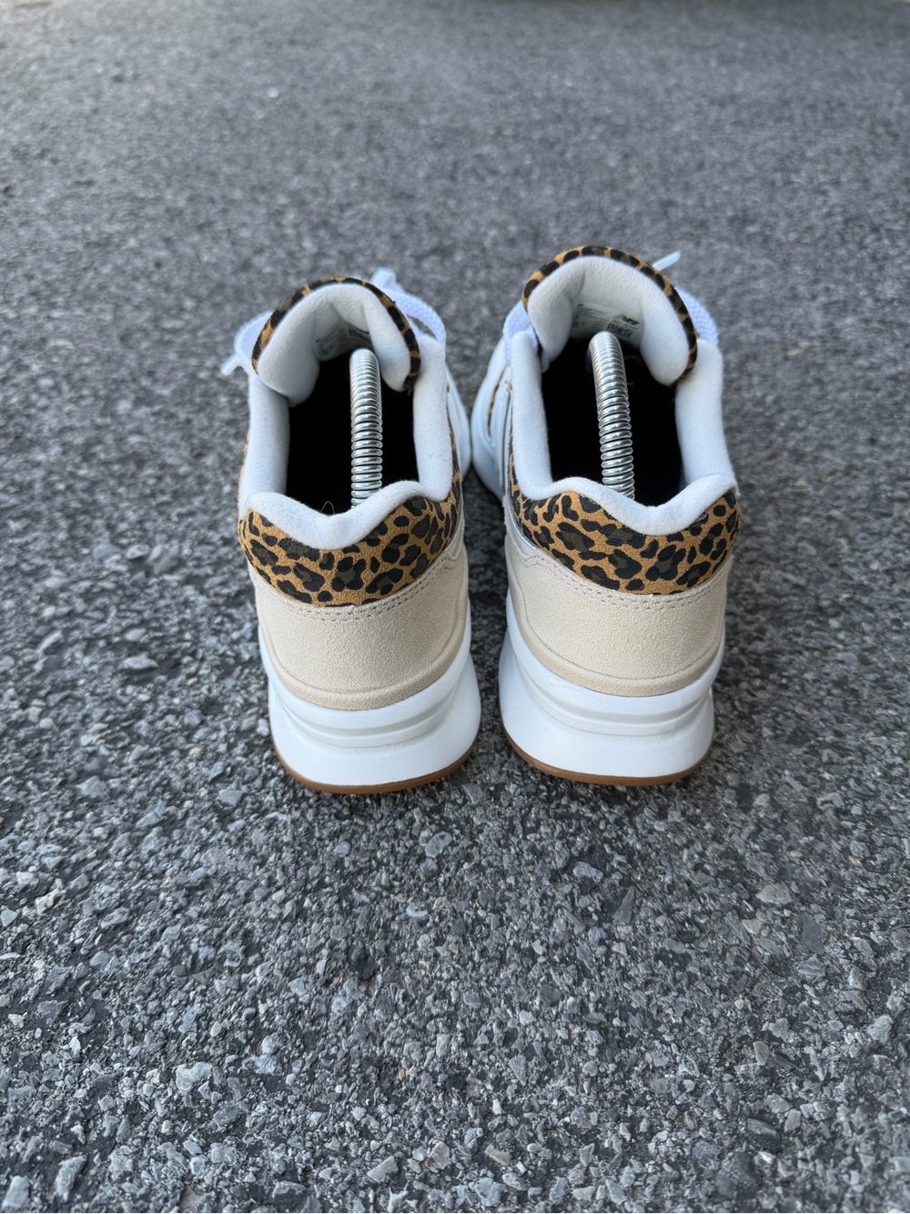 New Balance 997H Leopard Print Sneakers Athletic CW997HCJ Womens Size 9 NWOT - Picture 5 of 9